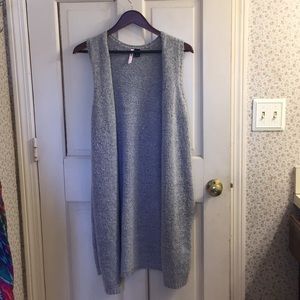 Long open grey cardigan